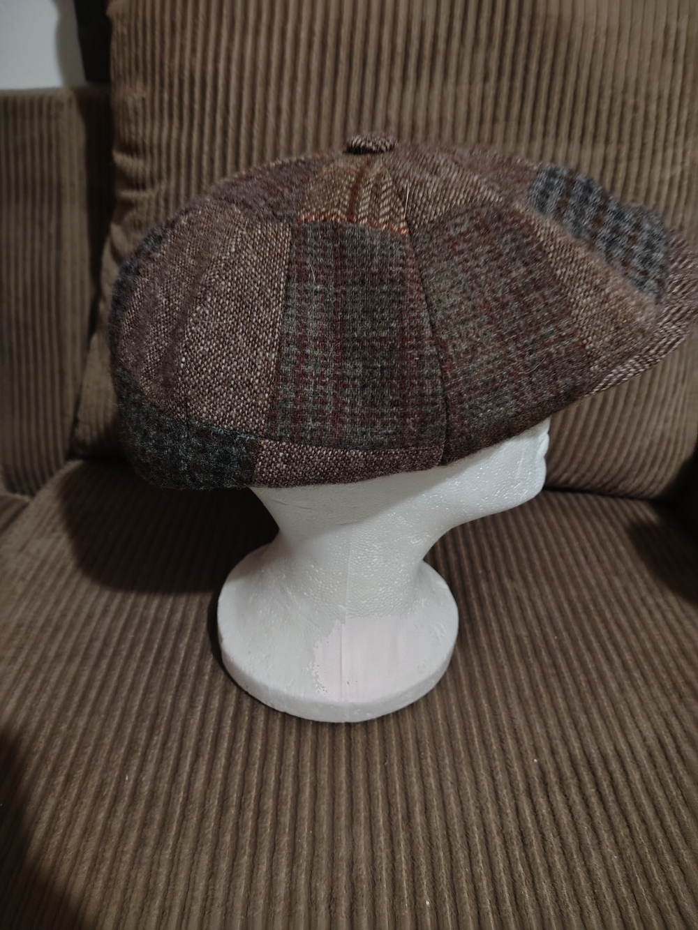 Men's Brown Tweed Flat Cap - Classic Newsboy Hat - Picture 3 of 7